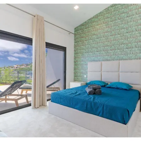 Vila Point Of Sun Villa *