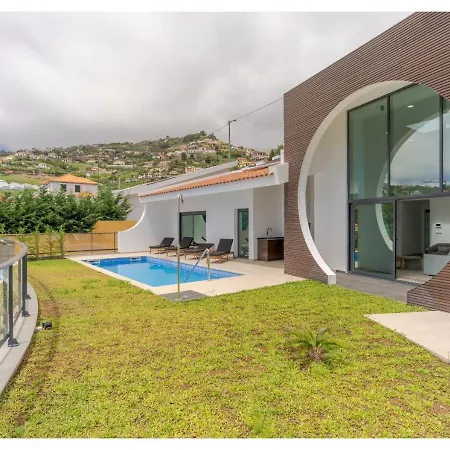 Vila Point Of Sun Villa